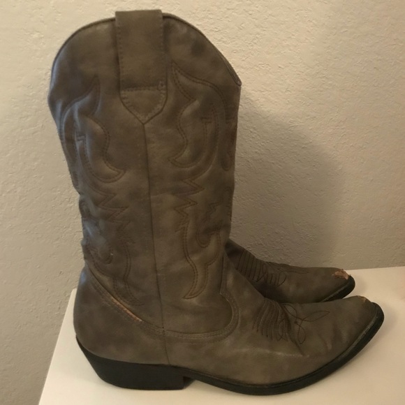 madden girl cowgirl boots